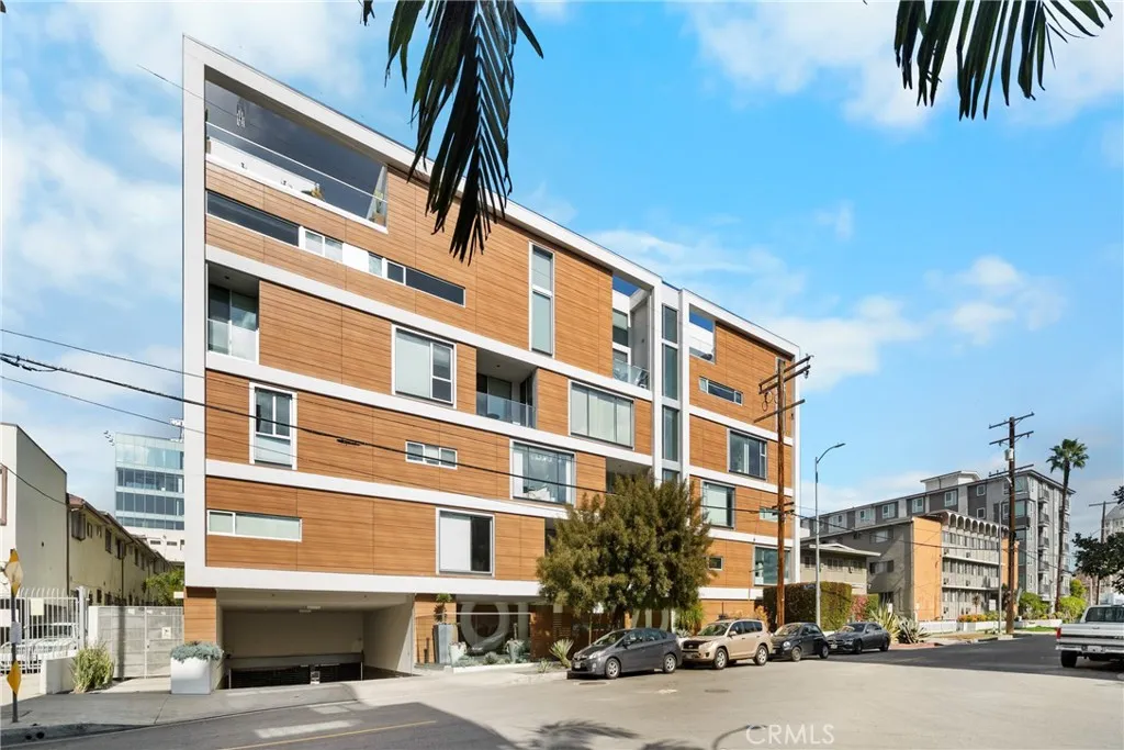 6735 Yucca Street 203, Los Angeles, California 90028 home-pic-33